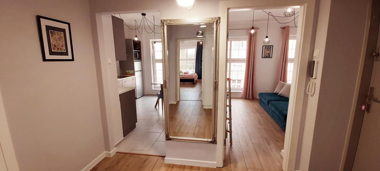 Central Apartments Ogarna 2 กดัญสก์ ภายนอก รูปภาพ
